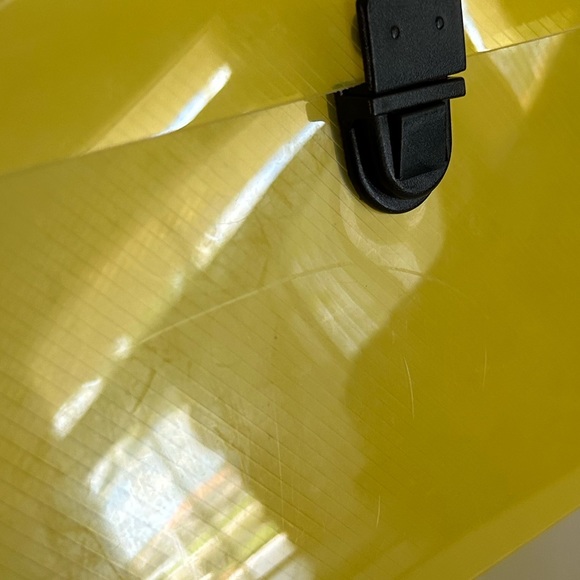 🆓 - Set of (2) Plastic Yellow Carry Cases for Toy Storage - Free With Purchase - Picture 11 of 16